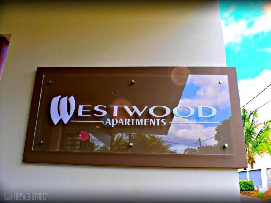 Modern And Cosy Condo: Westwood Apartments Flic-en-Flacq Exterior foto